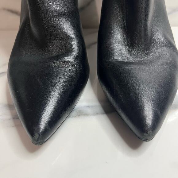 Michael Kors Black Leather Dorothy Flex Boots Sz 7.5 Pointed Toe Classic FLAW - Picture 3 of 8